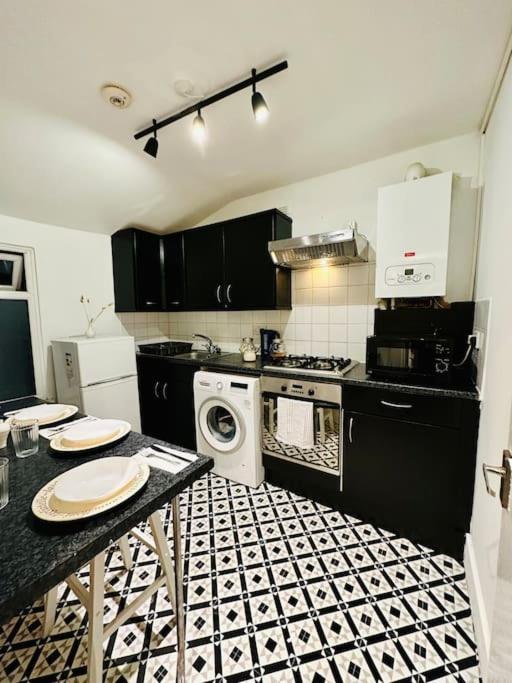 Apartamento *Super Central 20Min To Big Ben* Londres Exterior foto