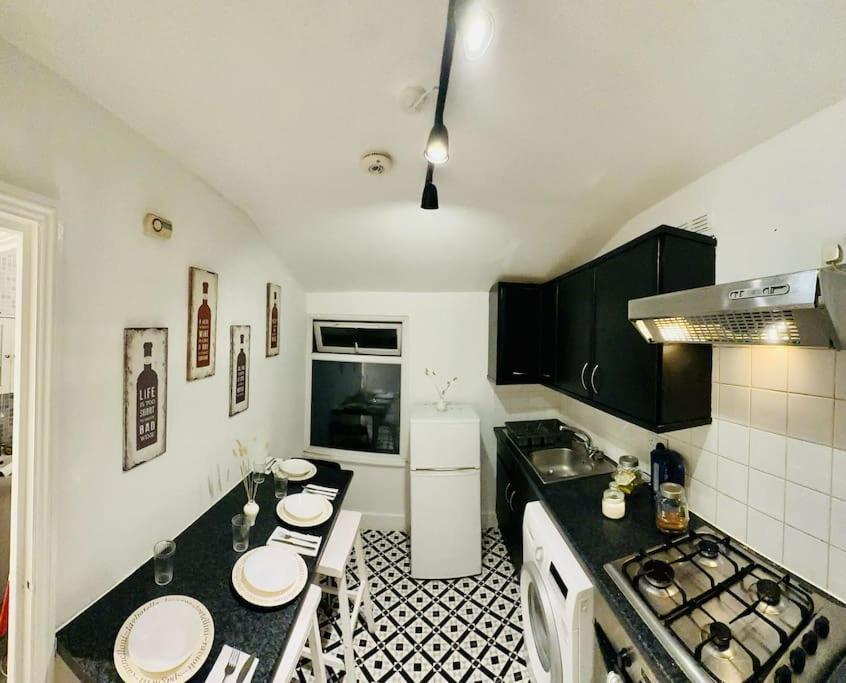 Apartamento *Super Central 20Min To Big Ben* Londres Exterior foto